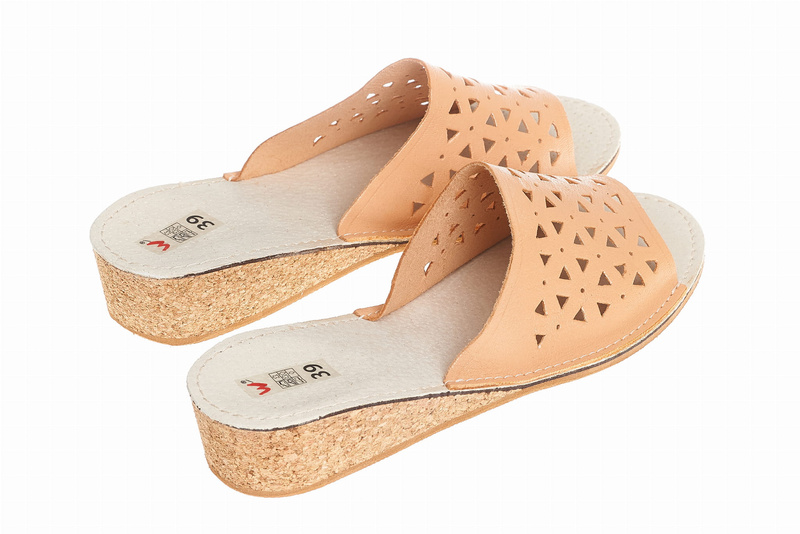 Wójciak Podhale damskie kapcie domowe skórzane otwarty palec 4 cm (korek)