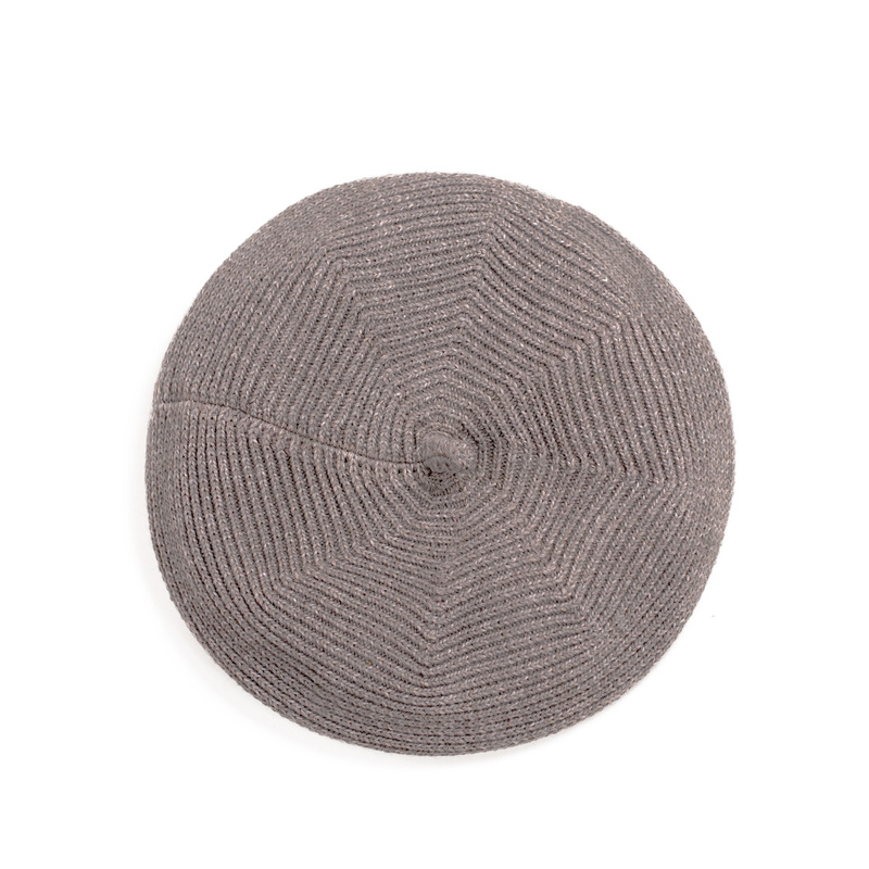Beret Niebanalny