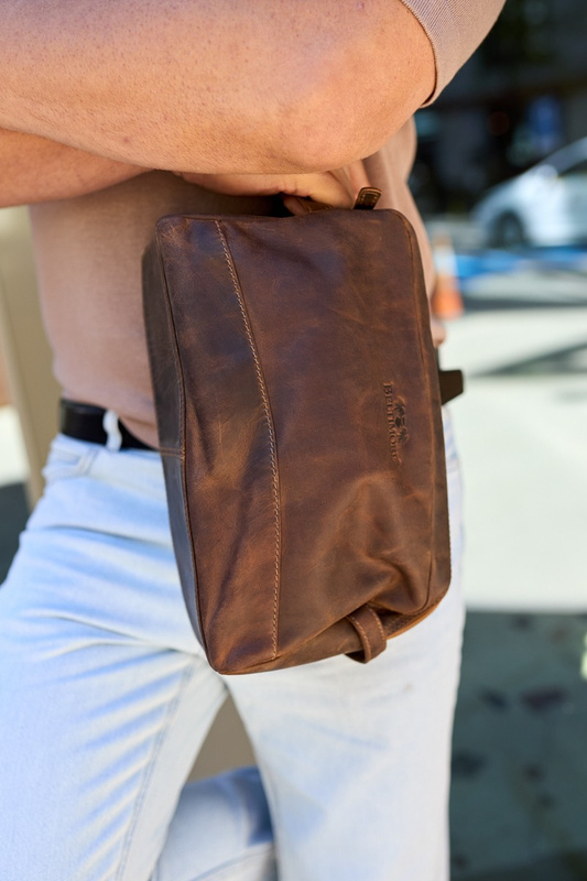 Kosmetyczka skórzana brązowa nubuk saszetka podróżna duża Beltimore J49