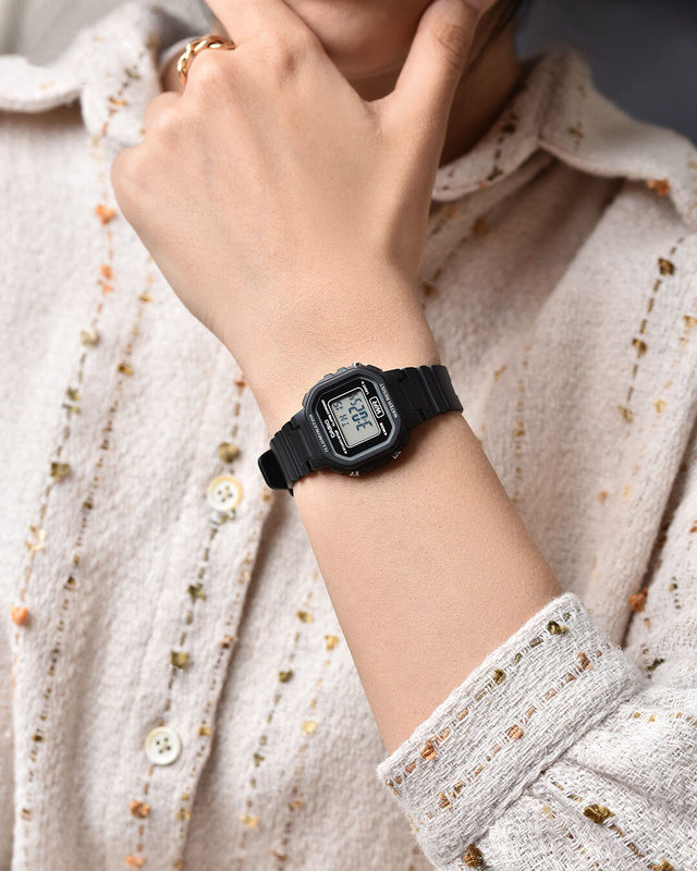 ZEGAREK DZIECIĘCY CASIO LA-20WH-8ADF + BOX