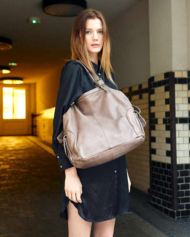 MARCO MAZZINI Miejska torba skórzana z regulowaną rączką old leather handmade beż cappucino