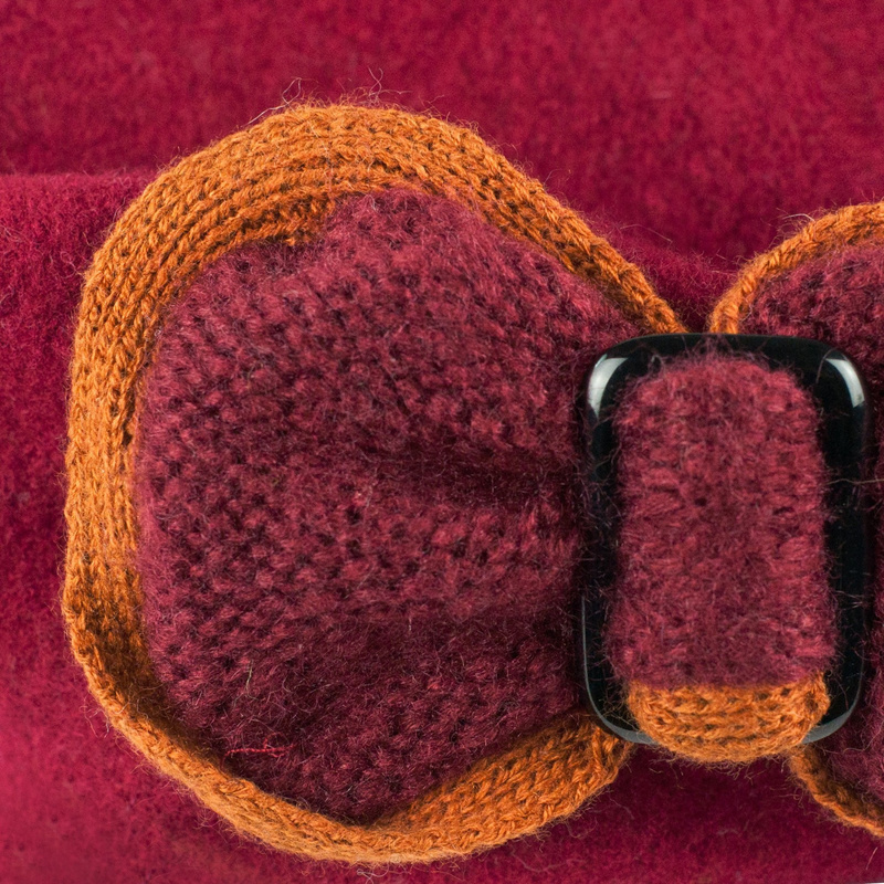 Beret Urok Kokardy
