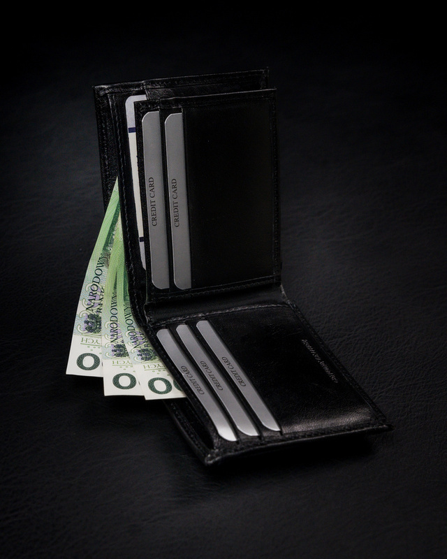 Stylowy Skórzany męski portfel z etui od Rovicky