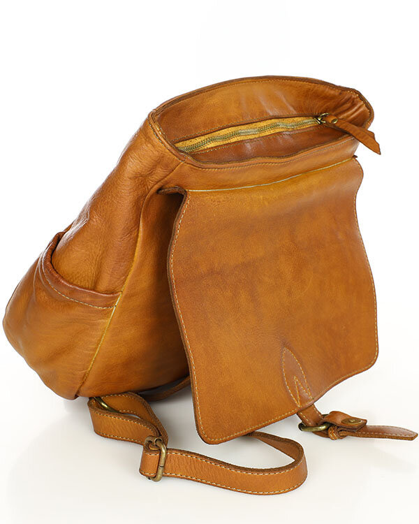Plecak skórzany handmade z kieszeniami  - MARCO MAZZINI brąz camel