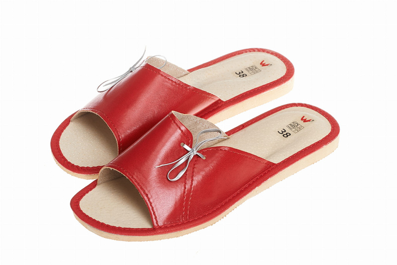 Wójciak Podhale damskie kapcie domowe skóra naturalna klin 1,5 cm