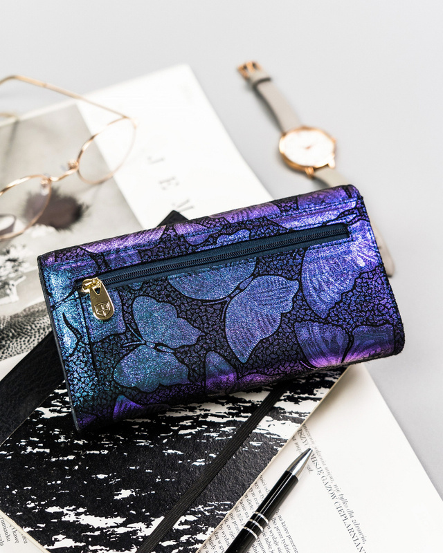 Skórzany damski portfel Peterson PTN 421077-ONBF