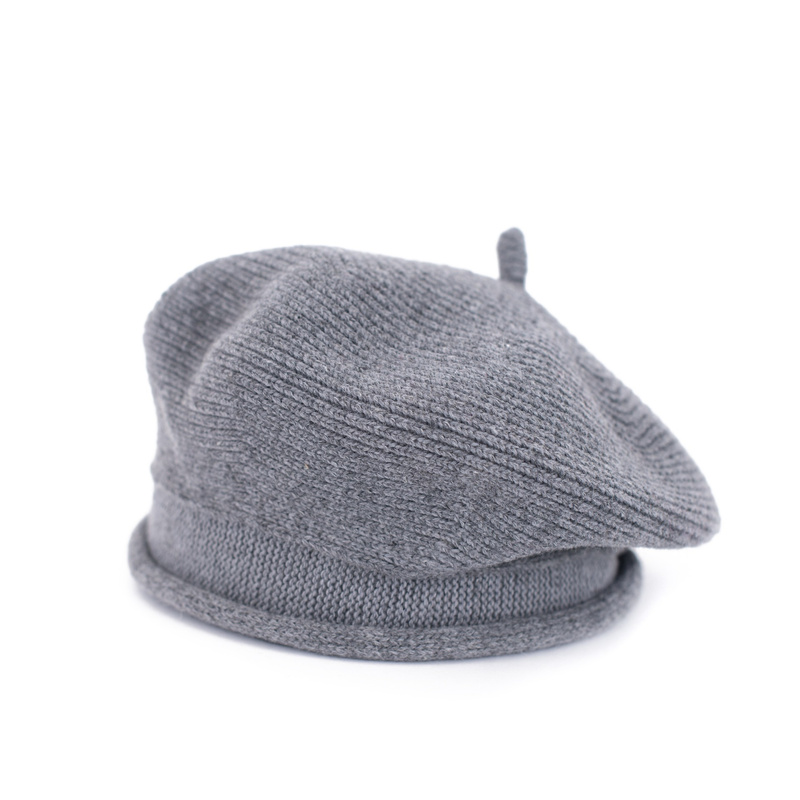 Beret Niebanalny