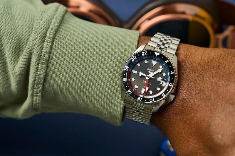 ZEGAREK MĘSKI SEIKO 5 SPORTS SSK033K1 + BOX