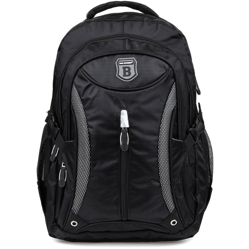 Czarny plecak sportowy miejski trekkingowy wytrzymały T15