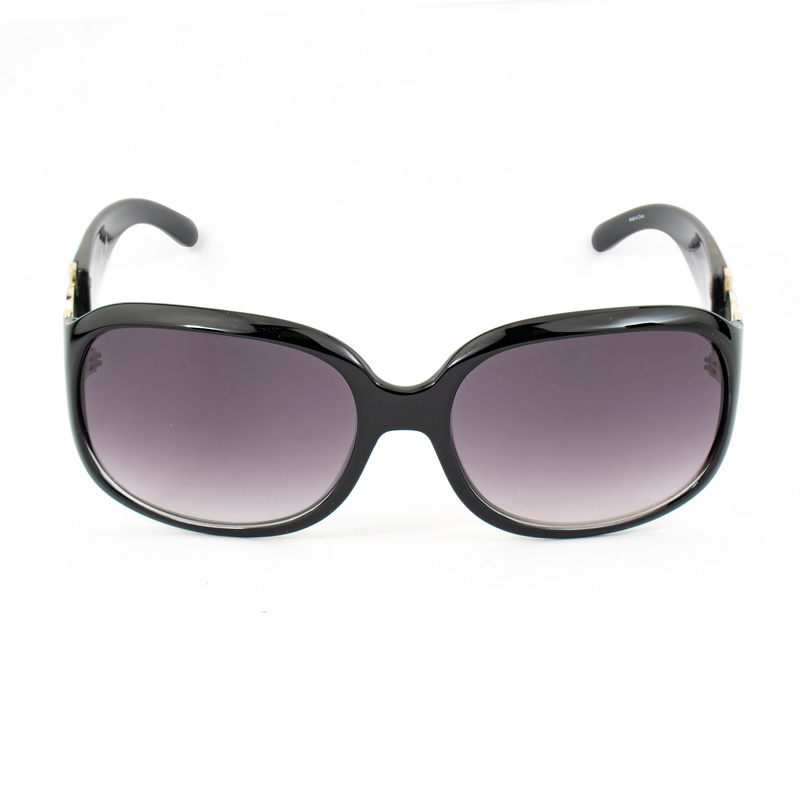 Okulary GUESS GU7005F-59S35. Okulary przeciwsłoneczne, Kolor czarny. Kobieta.