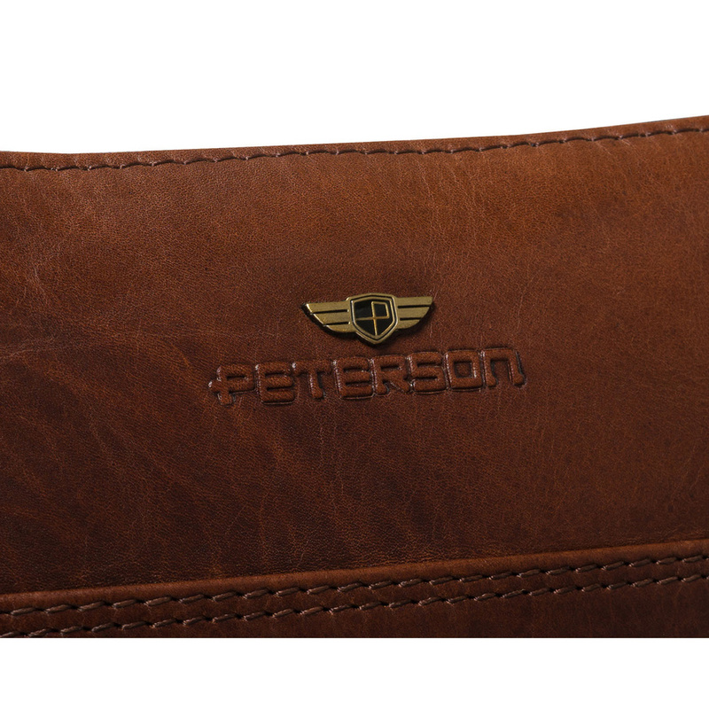 Listonoszka męska ze skóry naturalnej w brązowym kolorze, jednokomorowa i zamykana suwakiem - Peterson