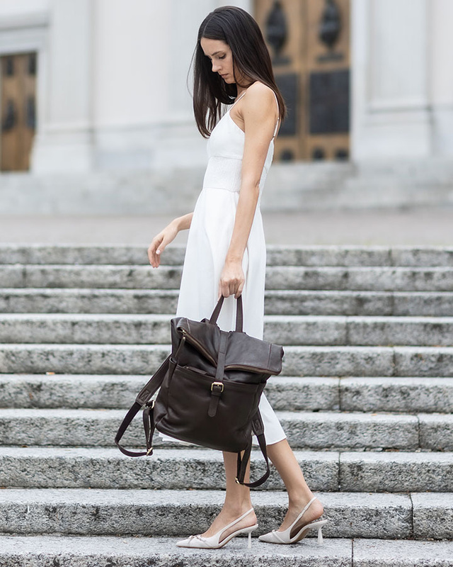 Kultowy plecak damski brązowy skórzany na laptopa - MARCO MAZZINI brąz camel