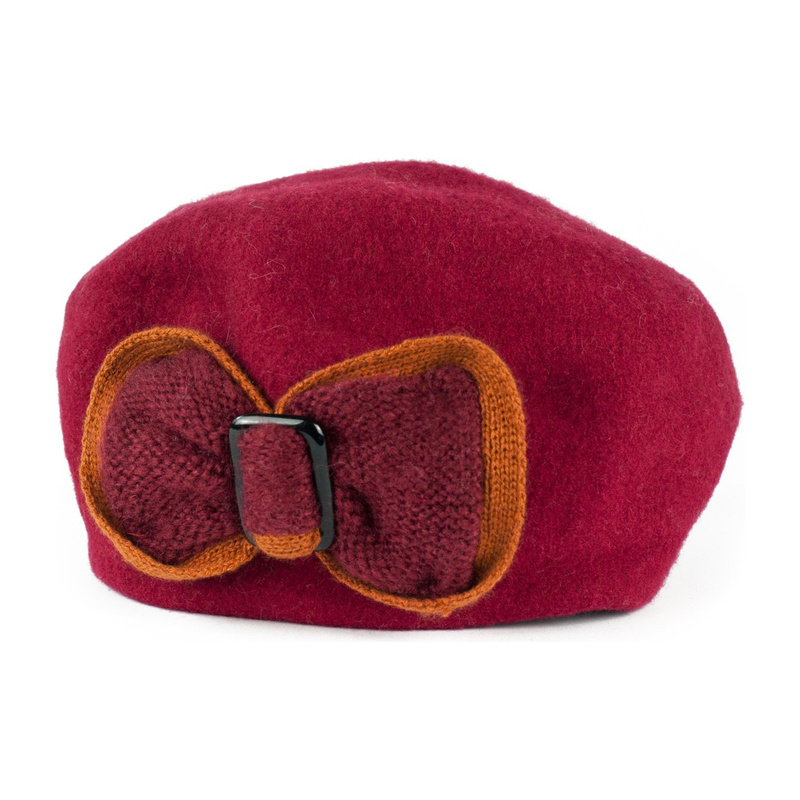 Beret Urok Kokardy