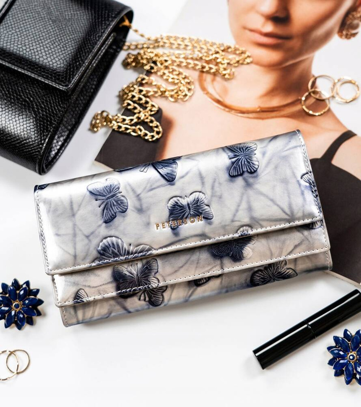 Skórzany damski portfel Peterson PTN 421028-BF SILVER