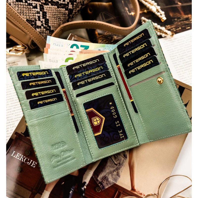 Skórzany damski portfel Peterson PTN 42108-SFL