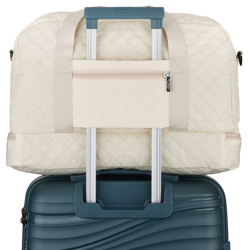 Sportowa, treningowa torba w beżowym kolorze wykonana z poliestru - Peterson