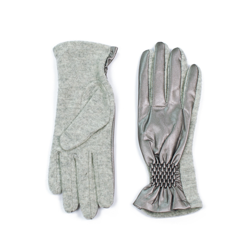 Czapka Lodowe Kwiaty