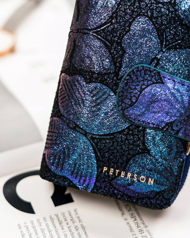 Skórzany damski portfel Peterson PTN 425214-ONBF