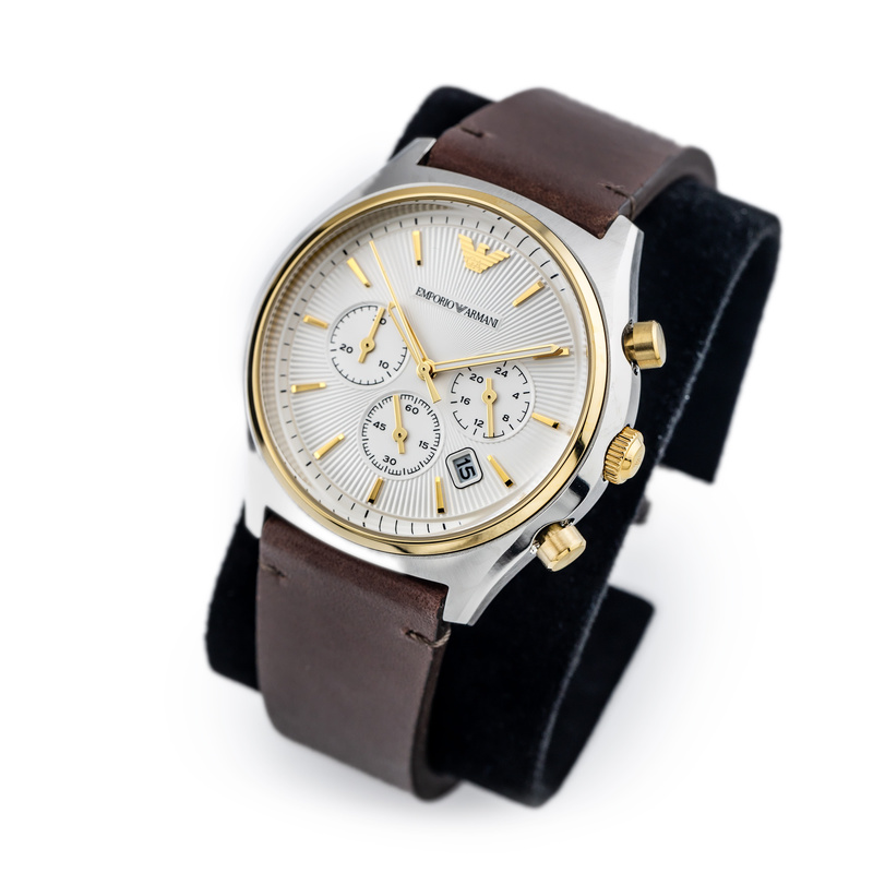 Zegarek ARMANI AR11331. Kwarcowy, Kolor złoty. Mężczyzna.