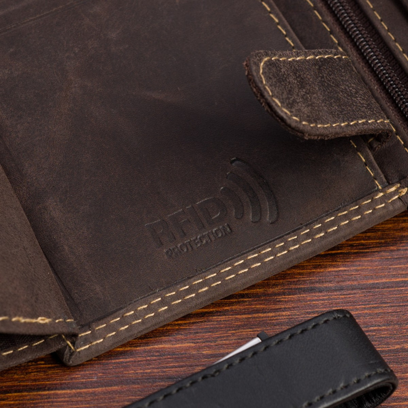 Portfel skórzany męski pionowy klasyczny brązowy RFiD Beltimore S49