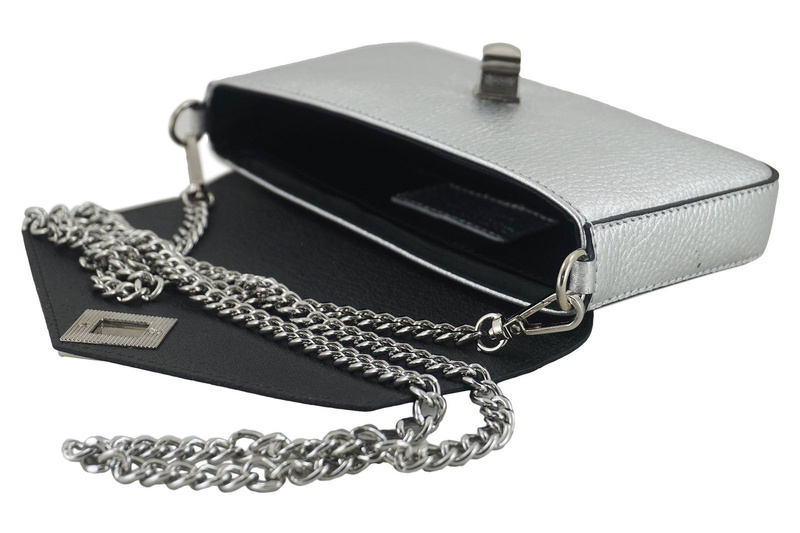 Modna torebka skórzana metalizowana - Złota