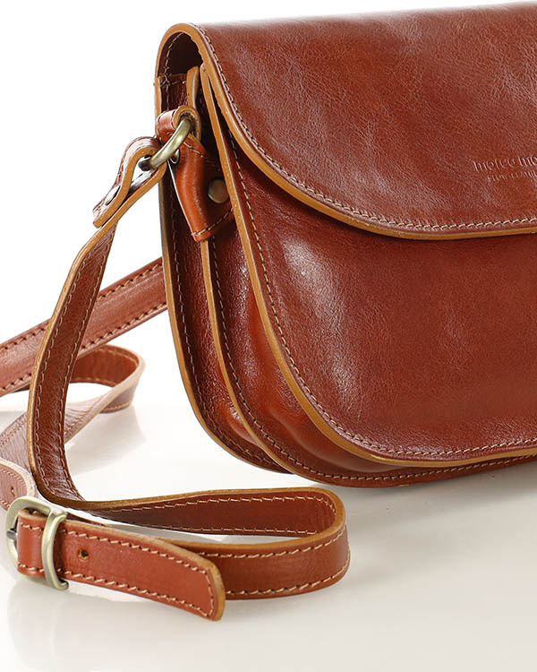 Skórzana torebka saddle bag półksiężyc sztywna skóra - MARCO MAZZINI brąz camel