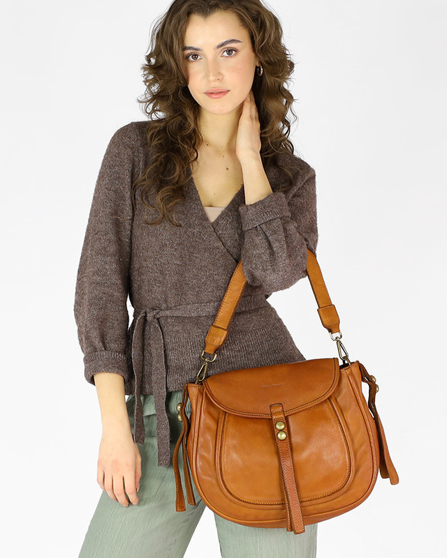 Marco Mazzini Torebka classic saddle bag ze skóry naturalnej na ramie brąz camel
