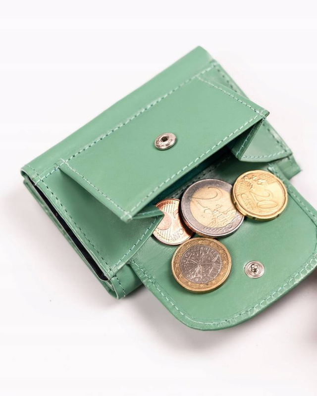 Damski portfel ze skóry ekologicznej Peterson PTN RD-SWZX-86-MCL