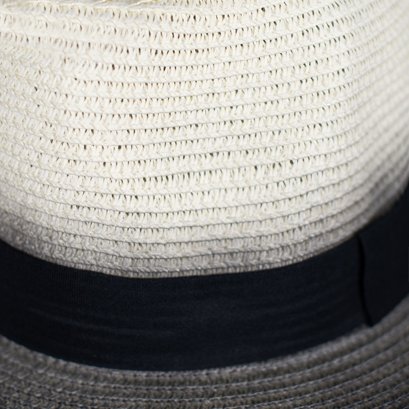 Kapelusz Przyczajony