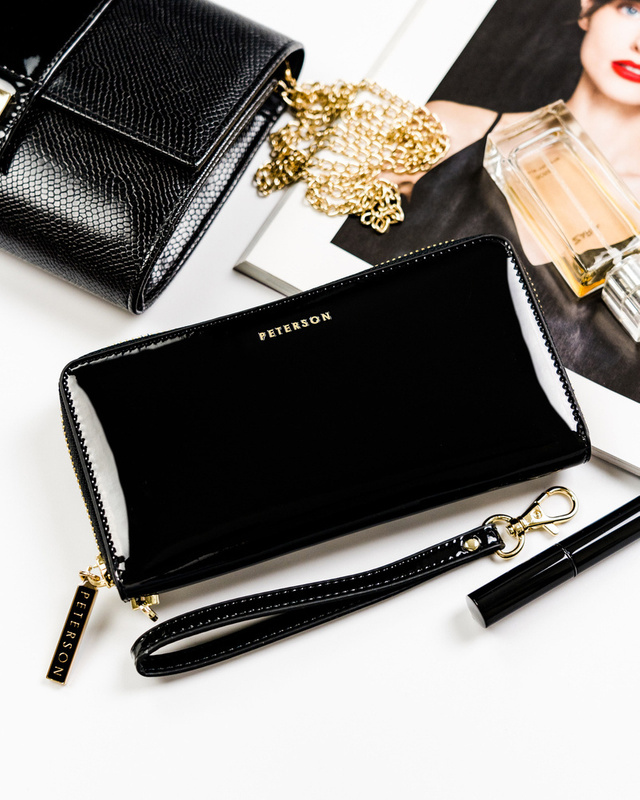 Skórzany damski portfel Peterson PTN BC-781