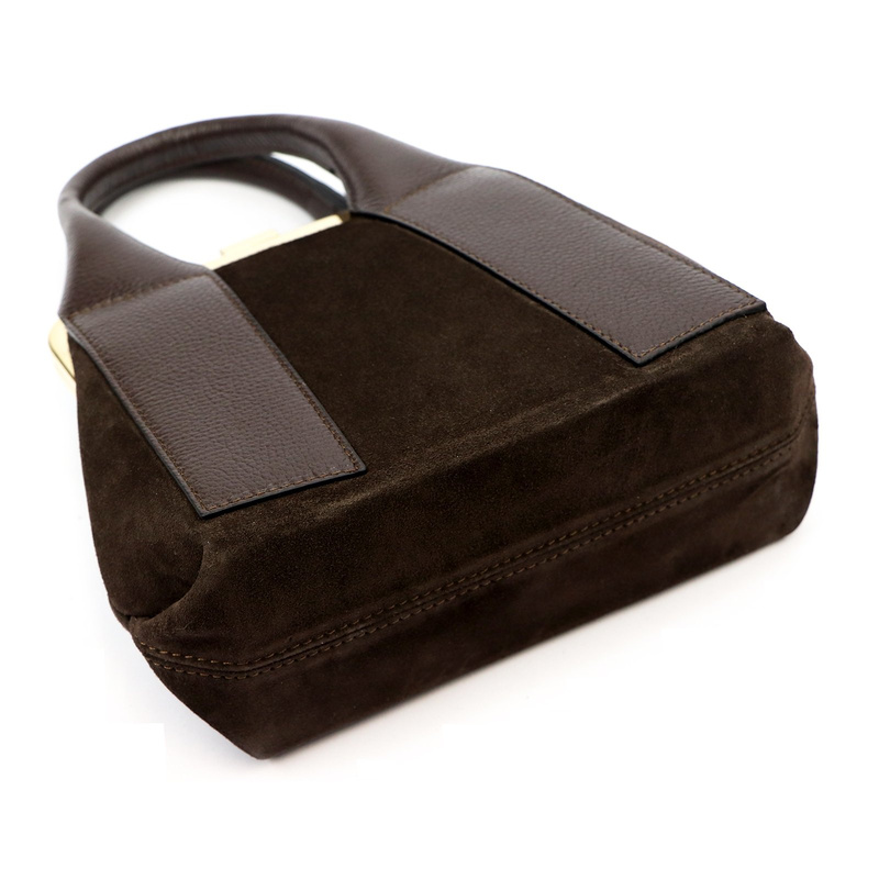 Vera Pelle mały damski kuferek skóra naturalna torebka do ręki z paskiem