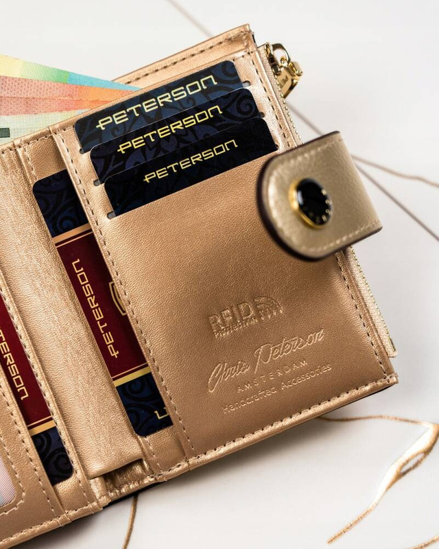Zgrabny portfel damski ze skóry eko Peterson RFID