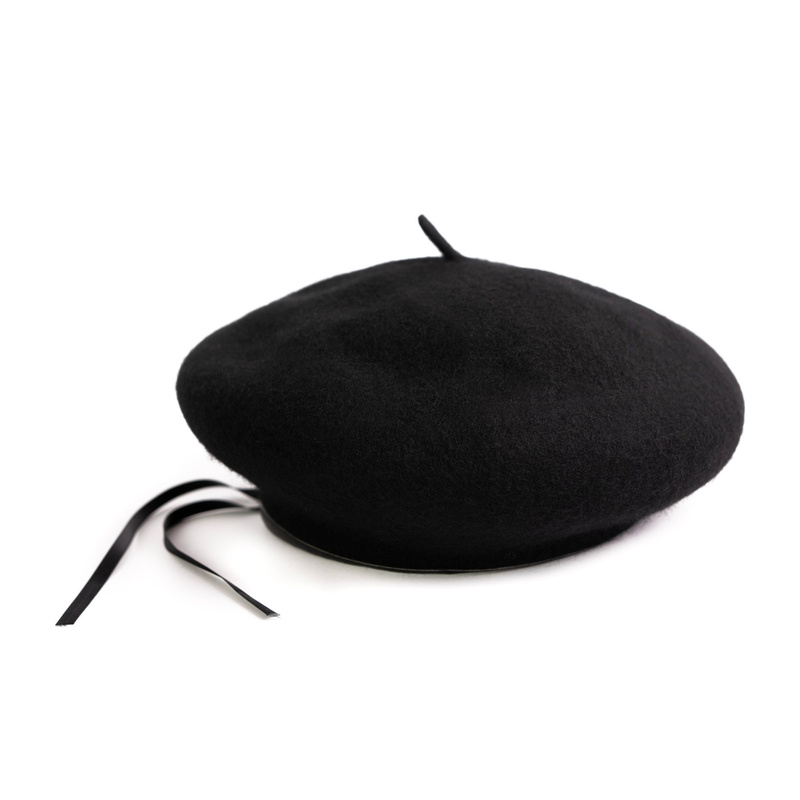 Beret Holt