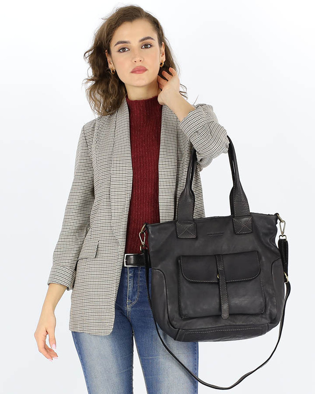 Torebka miejska skórzana w harmonii z naturą - MARCO MAZZINI czarna