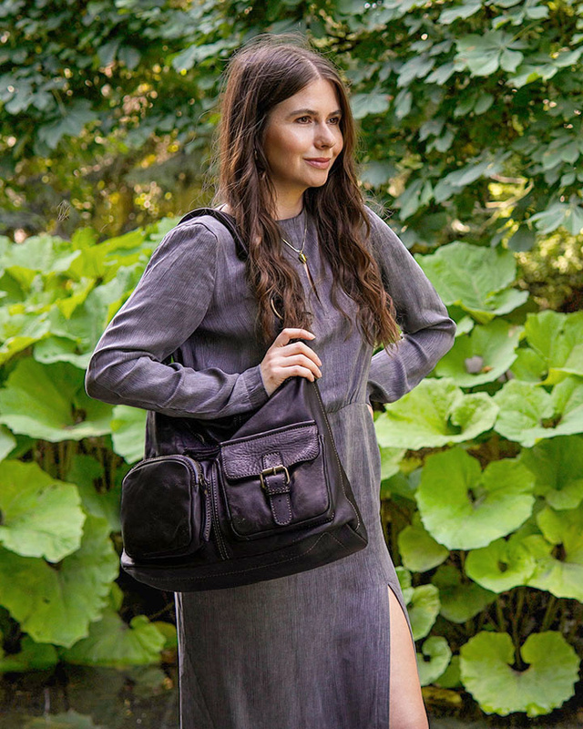 Torebka skórzana na ramię pockets old pelle lavata - MARCO MAZZINI czarna