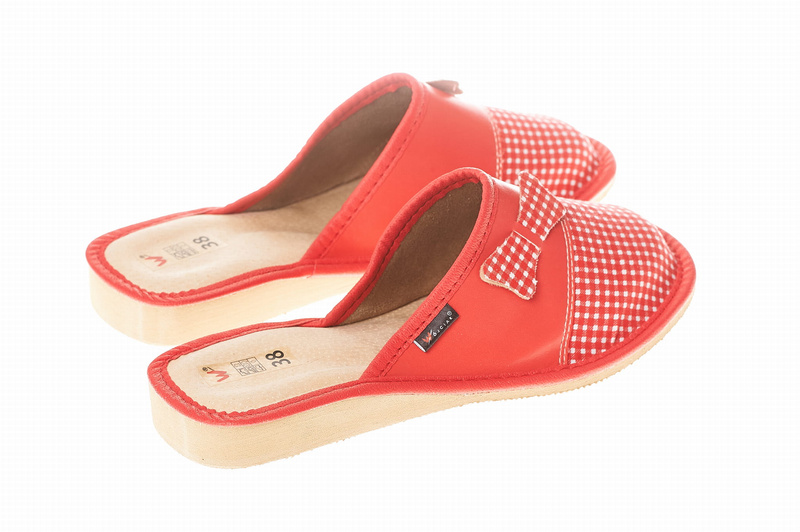 Wójciak Podhale damskie zabudowane kapcie domowe ze skóry naturalnej