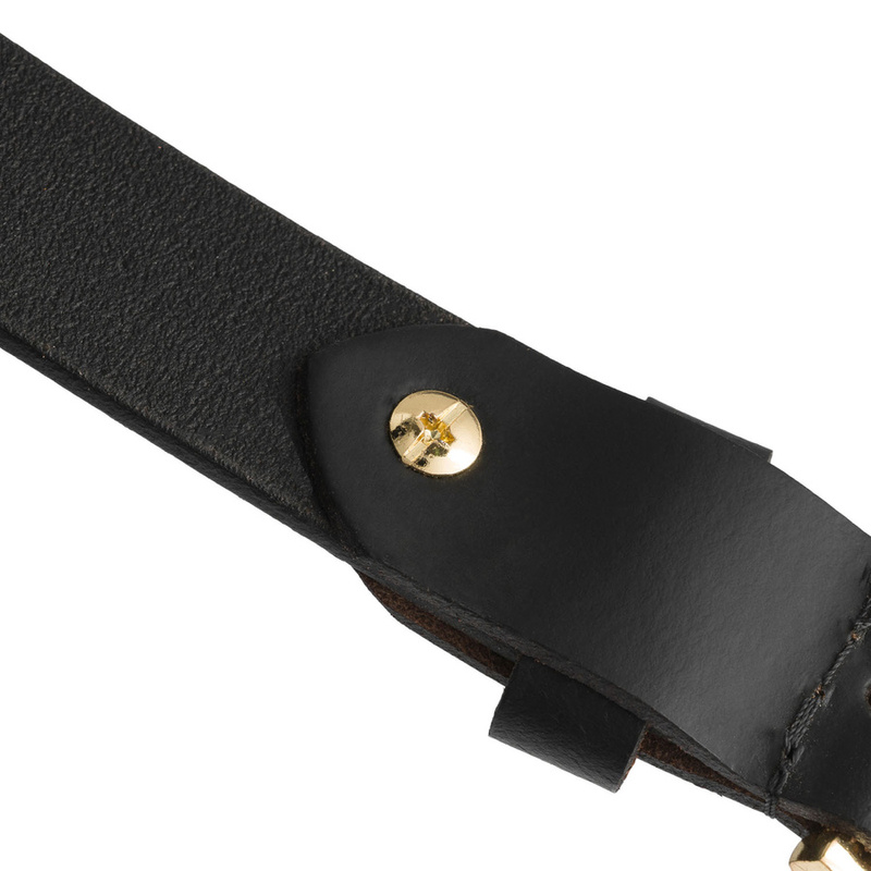 Skórzany pasek damski w czarnym kolorze ze złotą, klasyczną klamrą - Peterson
