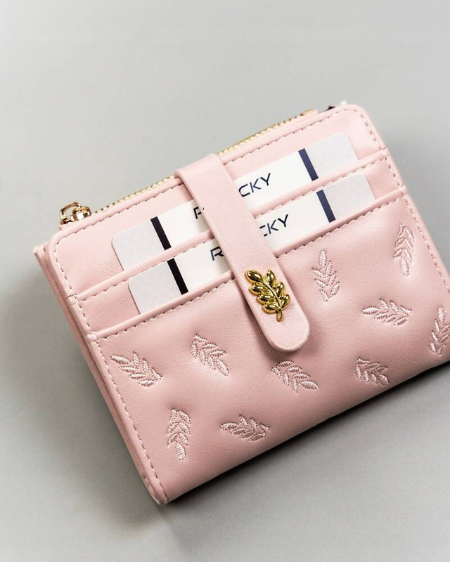 Mały damski portfel z haftem liści od 4U Cavaldi