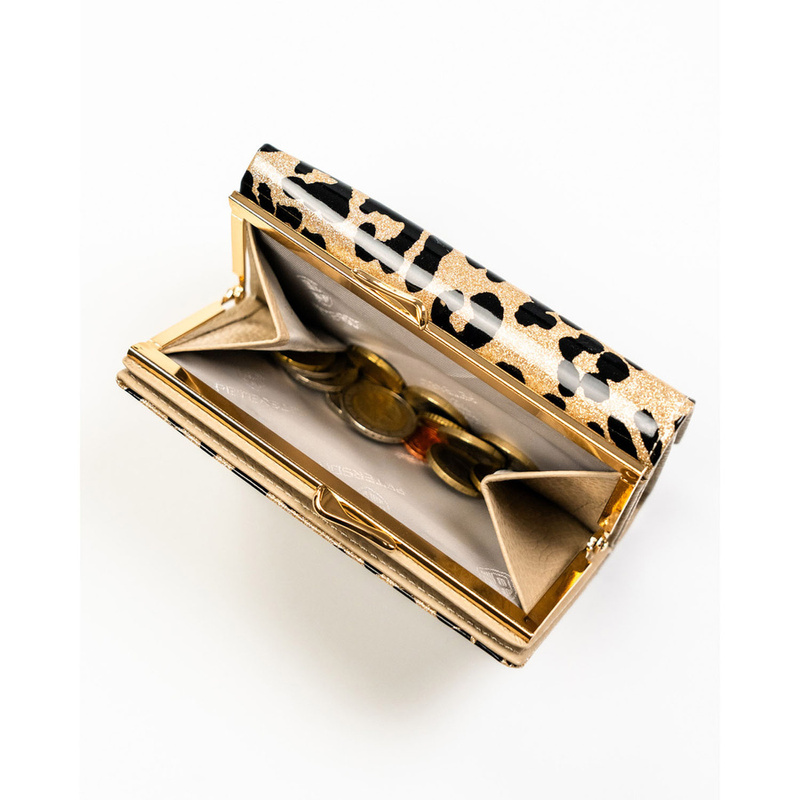 Złoty portfel damski ze skóry ekologicznej i naturalnej w cętki, zamykany biglem i zatrzaskiem - Peterson