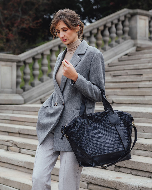 Czarna torebka pleciona shopper A4 z miękkiej włoskiej skóry Marco Mazzini