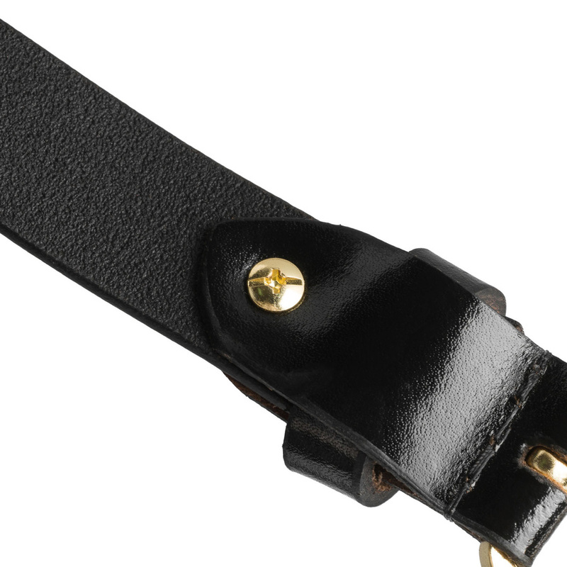 Skórzany pasek damski w czarnym kolorze ze złotą, klasyczną klamrą - Peterson