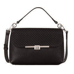 Średniej wielkości torebka skórzana Canaletto z klapką o wzorze plecionki i srebrnym zapięciem obrotowym TD853s33t1