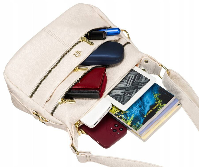 Damska listonoszka ze skóry ekologicznej w beżowym kolorze na długim pasku - Rovicky