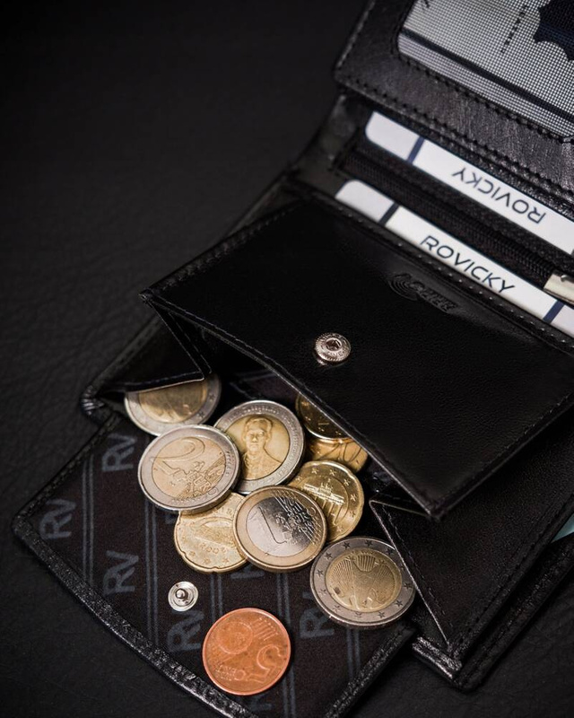 Duży Skórzany portfel męski system RFID Rovicky