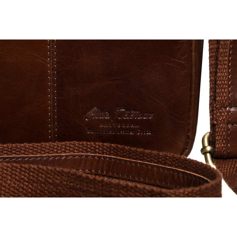 Listonoszka męska ze skóry naturalnej w brązowym kolorze - Peterson