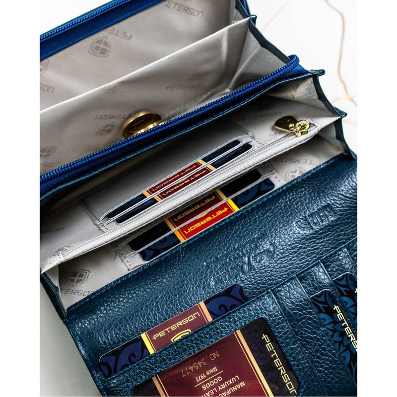 Skórzany damski portfel Peterson PTN 42106-PR