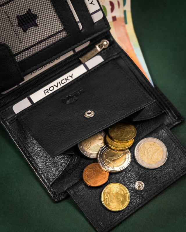 Skórzany składany męski portfel od Rovicky z RFID