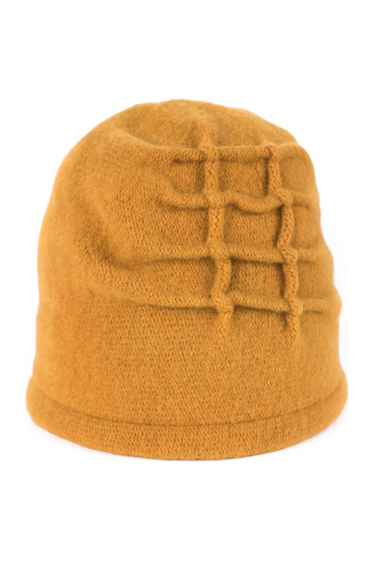 Beret Zima W Neapolu