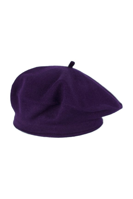 Beret Zima W Neapolu