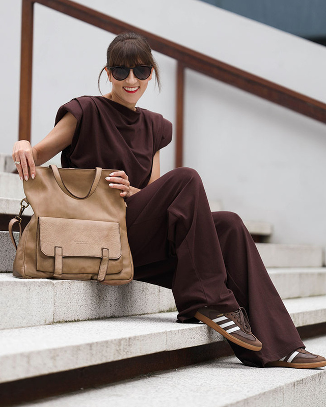 Skórzana torebka plecak z kieszenią z przodu - MARCO MAZZINI beż taupe